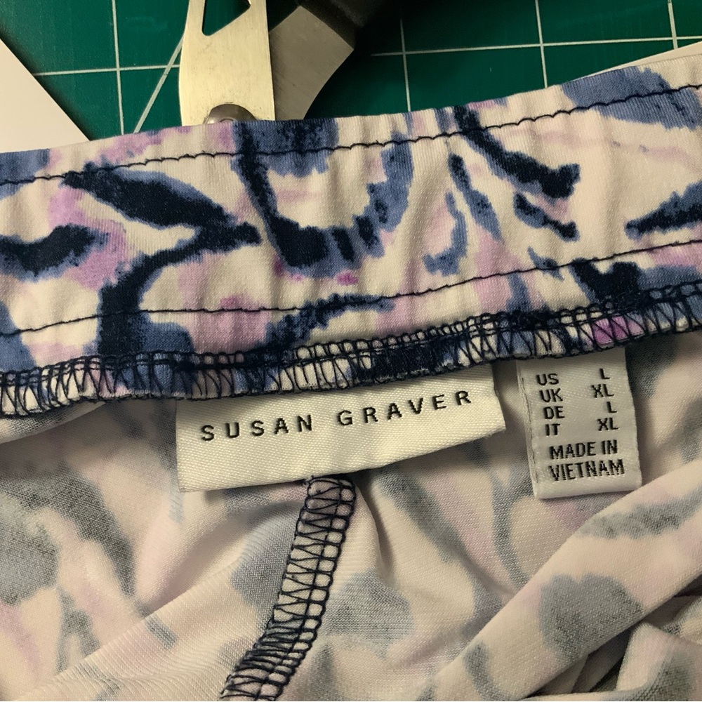 Susan Graver Blue and White Patterned Garment Size L 14/16 - Picture 3 of 3